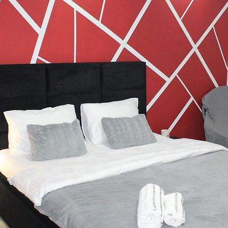 Studio Central Hunedoara Eksteriør bilde